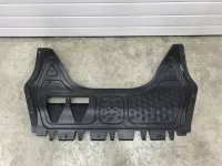 Пыльник двигателя центральный на Volkswagen Touran — фото 1