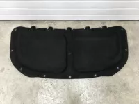 Шумоизоляция капота на Volkswagen Touran — фото 6