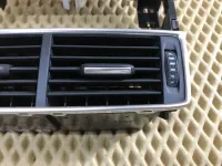 Воздушный дефлектор на Audi A8 D3 — фото 4