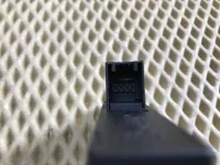 Кнопка антипробуксовочной системы на Audi A4 B8 — фото 3