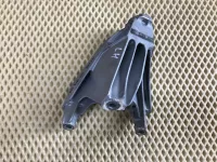 Кронштейн двигателя левый на Audi A4 B8 — фото 5
