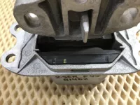 Опора КПП на BMW 2-Series Active Tourer F45 — фото 4