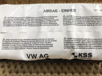 Подушка безопасности пассажирская в торпедо на Audi A3 8V — фото 3