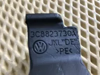 Отбойник капота на Volkswagen Passat CC B6 — фото 6