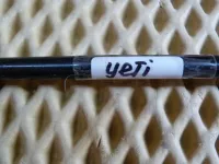 Держатель капота на Skoda Yeti 5L — фото 4