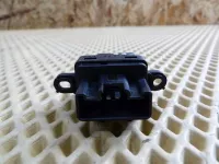 Кнопка стеклоподъемника на Great Wall Hover H6 — фото 3