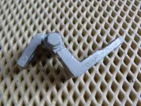 Петля двери передней правой верхняя на Geely CK Otaka CK-1 — фото 3