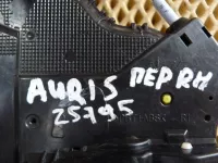 Замок двери передней правой на Toyota Auris E150 — фото 10