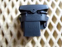 Кнопка стеклоподъемника на Ford C-MAX Mk1 — фото 2