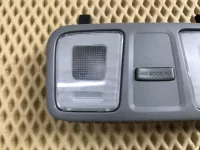 Плафон салонный на Hyundai Solaris — фото 2