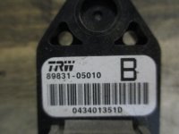 Датчик AIR BAG на Toyota Avensis T250 — фото 3