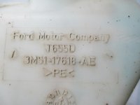 Бачок омывателя на Ford Focus II — фото 5