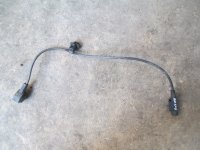 Датчик детонации Kia Ceed 2007-2012,Cerato 2004-2008,Elantra 2006-2011,i30 2007-2012,Soul 2009-2014,i20 2008-2014,Cerato 2009-2013,Carens 2006-2012,ix35/Tucson 2010-2015,Sportage 2010-2015,Solaris 2010-2017 (392502B000) — фото 1