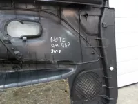 Обшивка двери передней правой на Nissan Note E11 — фото 23