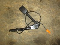 Ответная часть ремня безопасности передняя правая Ford Focus I 1998-2005 (1148335) — фото 1