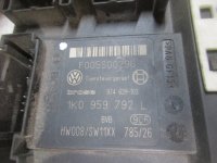 Моторчик стеклоподъемника передний левый на Volkswagen Passat B6 — фото 6