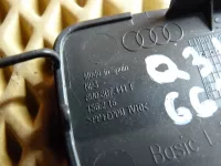 Заглушка буксировочного крюка на Audi Q3 8U — фото 3