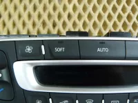 Блок управления климатической установкой на Renault Megane — фото 7