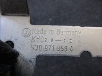Кронштейн на Volkswagen Passat B8 — фото 4