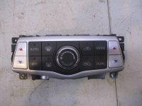 Блок управления климатической установкой на Nissan Teana J32 — фото 1
