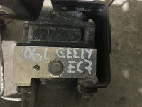 Блок ABS на Geely Emgrand EC7 — фото 2