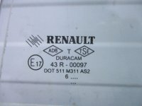 Стекло двери задней левой форточка на Renault Megane — фото 2