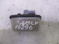Фонарь подсветки номера на Geely Emgrand EC7 — фото 3