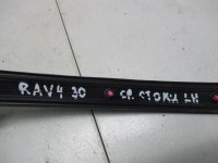 Уплотнитель двери на Toyota RAV4 XA30 — фото 5