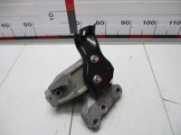 Опора двигателя левая на Mitsubishi Outlander GF0W — фото 4