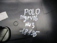 Кожух рулевой колонки нижний на Volkswagen Polo Mk5 — фото 3
