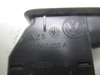 Кнопка стеклоподъемника на Volkswagen Polo Mk5 — фото 4