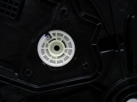 Стеклоподъемник электрический передний правый на Kia Optima JF — фото 5