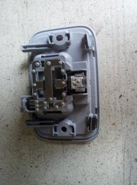 Плафон салонный на Hyundai Solaris — фото 2