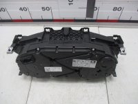 Панель приборов на Volkswagen Polo Mk6 — фото 2