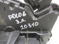 Замок двери задней левой на Volkswagen Polo Mk6 — фото 9