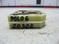 Кронштейн радиатора на Volkswagen Polo Mk6 — фото 4
