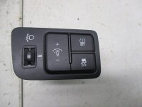 Блок кнопок на Hyundai Solaris — фото 1