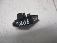 Выключатель концевой на Volkswagen Polo Mk6 — фото 6