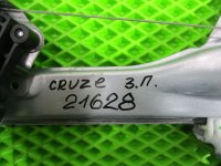 Стеклоподъемник электрический задний правый на Chevrolet Cruze J300 — фото 8