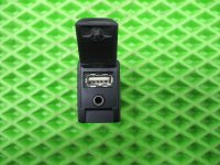 Адаптер USB сетевой на Toyota RAV4 XA40 — фото 2