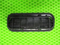 Решетка вентиляционная на Toyota RAV4 XA40 — фото 2