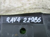 Пыльник кузова наружный на Toyota RAV4 XA40 — фото 7