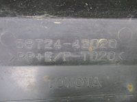 Пыльник кузова наружный на Toyota RAV4 XA40 — фото 6