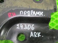 Кронштейн подрамника правый на Renault Arkana — фото 4