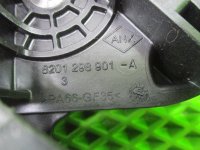 Педаль сцепления на Lada Xray — фото 7