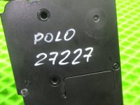 Блок глонасс на Volkswagen Polo Mk5 — фото 6