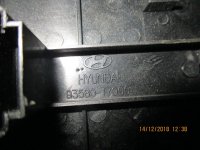 Кнопка стеклоподъемника на Hyundai Matrix — фото 3