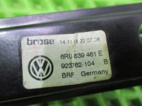 Стеклоподъемник электрический задний левый на Volkswagen Polo Mk5 — фото 4