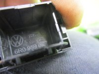 Заглушка кнопки на Volkswagen Polo Mk5 — фото 7