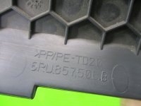 Крышка блока предохранителей на Volkswagen Polo Mk5 — фото 7